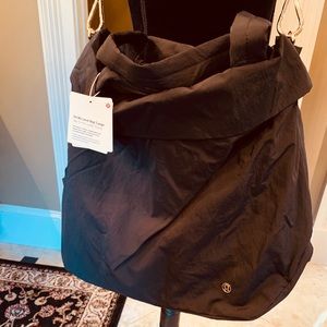 NWT Lululemon “On My Level”tote